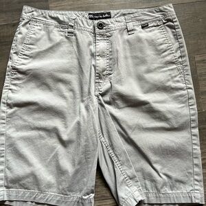 TRAVIS MATHEW mens size 34 light grey shorts